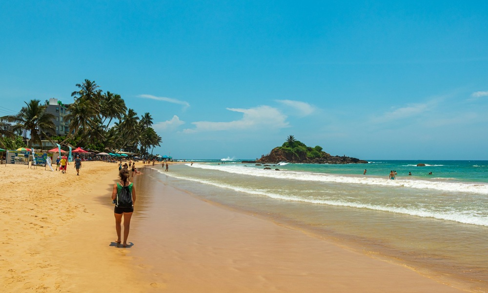 Sri Lanka or Maldives for Honeymoon: Complete Comparison Guide